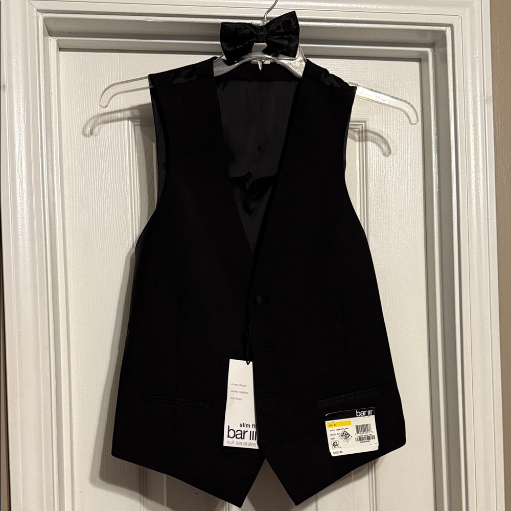 ***PROM***Vest, Bow Tie & Handkerchief.